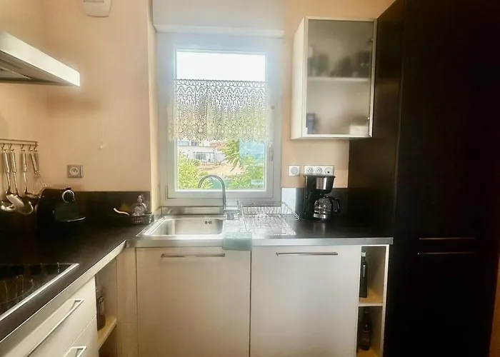 With Sea View And Access Daire *