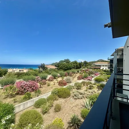 With Sea View And Access * LʼÎle-Rousse