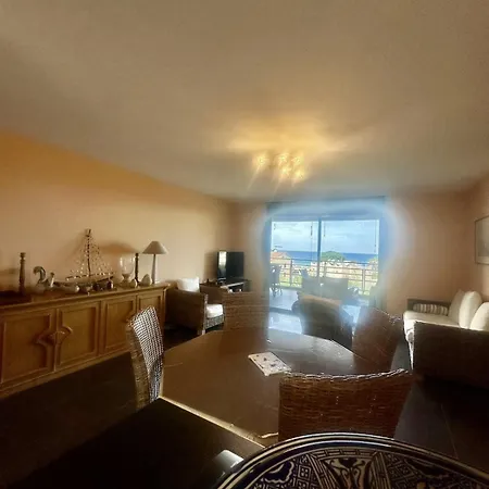 Apartment With Sea View And Access L'Ile-Rousse (Corsica)